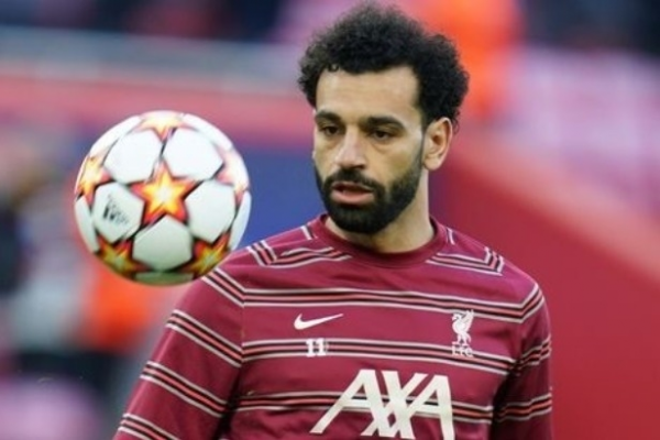 Salah decides to renew the Swans contract or go abroad